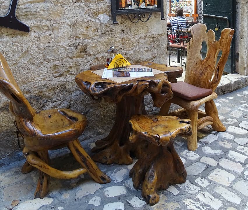 Dining table and chair set of solid wood